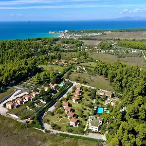 Sani Polyastron & Otel