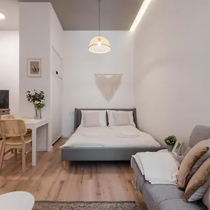  Apartment A62 - Akacfa Street - Location By Bqa Ungarn
